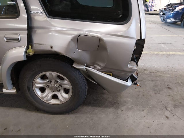 44944305 :رقم المزاد ، JT3GN87RX10197106 vin ، 2001 Toyota 4runner Limited V6 مزاد بيع