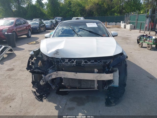44944310 :رقم المزاد ، W1K5J4HB6NN300111 vin ، 2022 Mercedes-benz Cla 250 Coupe 4matic مزاد بيع