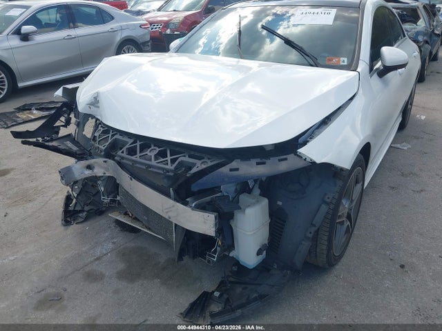44944310 :رقم المزاد ، W1K5J4HB6NN300111 vin ، 2022 Mercedes-benz Cla 250 Coupe 4matic مزاد بيع