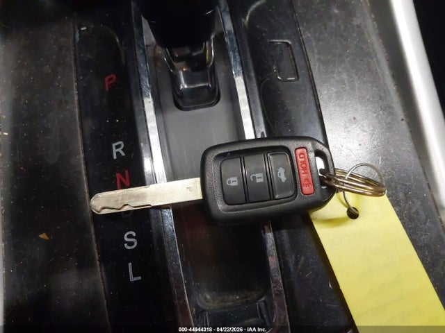 44944318 :رقم المزاد ، 1HGCR2F30DA048700 vin ، 2013 Honda Accord Lx مزاد بيع