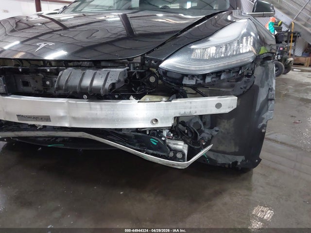 Продажа на аукционе авто 2019 Tesla Model 3 Long Range/mid Range/standard Range/standard Range Plus, vin: 5YJ3E1EA3KF422581, номер лота: 44944324