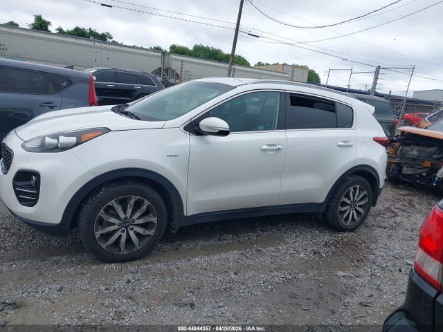 2018 Kia Sportage Ex მანქანა იყიდება აუქციონზე, vin: KNDPNCAC7J7485739, აუქციონის ნომერი: 44944357