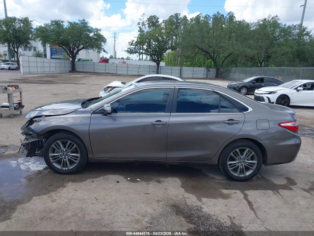 Aukcja sprzedaży 2017 Toyota Camry Se, vin: 4T1BF1FK8HU630628, numer aukcji: 44944376