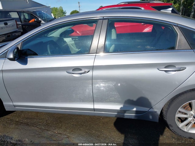 44944389 :رقم المزاد ، 5NPE24AF4GH281954 vin ، 2016 Hyundai Sonata Se مزاد بيع