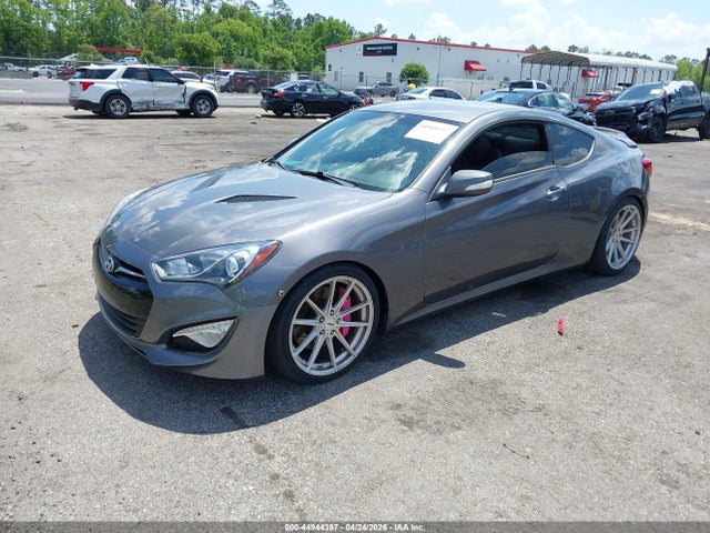 2014 Hyundai Genesis 3.8 R-spec მანქანა იყიდება აუქციონზე, vin: KMHHU6KJ1EU116884, აუქციონის ნომერი: 44944397