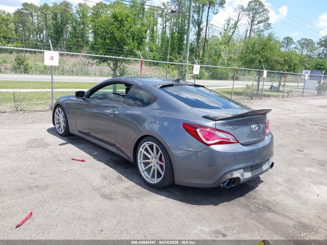 2014 Hyundai Genesis 3.8 R-spec მანქანა იყიდება აუქციონზე, vin: KMHHU6KJ1EU116884, აუქციონის ნომერი: 44944397