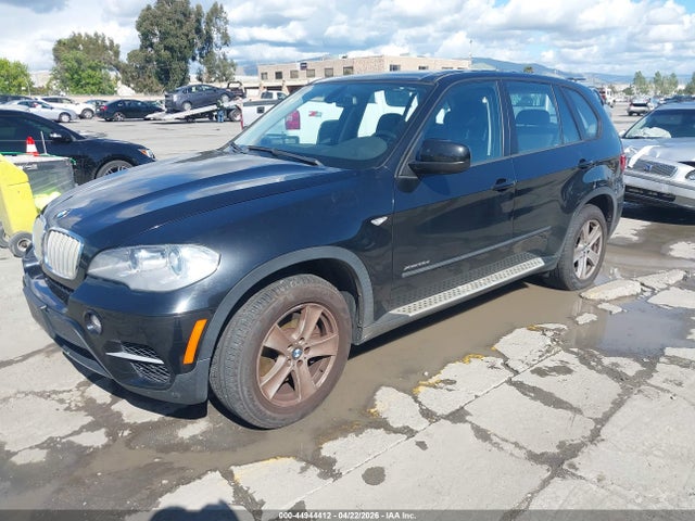 2011 Bmw X5 Xdrive35d მანქანა იყიდება აუქციონზე, vin: 5UXZW0C53BL659705, აუქციონის ნომერი: 44944412