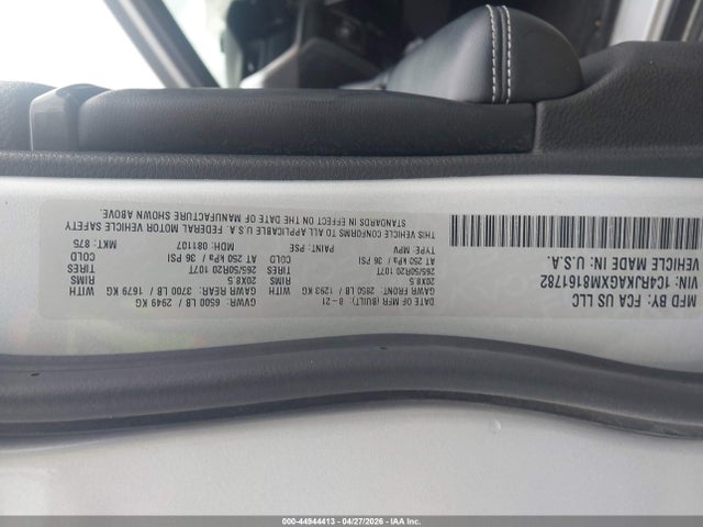 44944413 :رقم المزاد ، 1C4RJKAGXM8161782 vin ، 2021 Jeep Grand Cherokee L Altitude 4x4 مزاد بيع