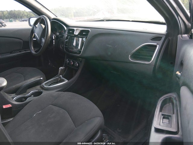 Продажа на аукционе авто 2012 Chrysler 200 Lx, vin: 1C3CCBABXCN240880, номер лота: 44944422