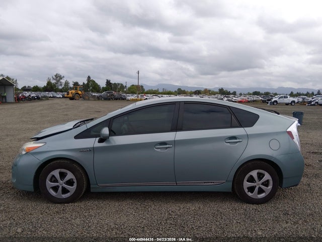 Toyota Prius Three 2015 JTDKN3DU1F1940870 Image 14