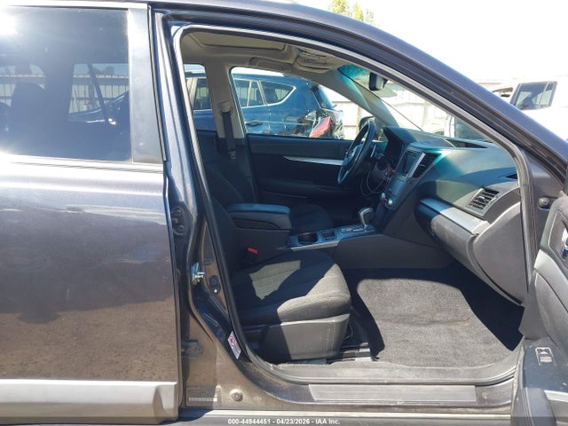 2011 Subaru Outback 2.5i Premium მანქანა იყიდება აუქციონზე, vin: 4S4BRBGC9B3356017, აუქციონის ნომერი: 44944451