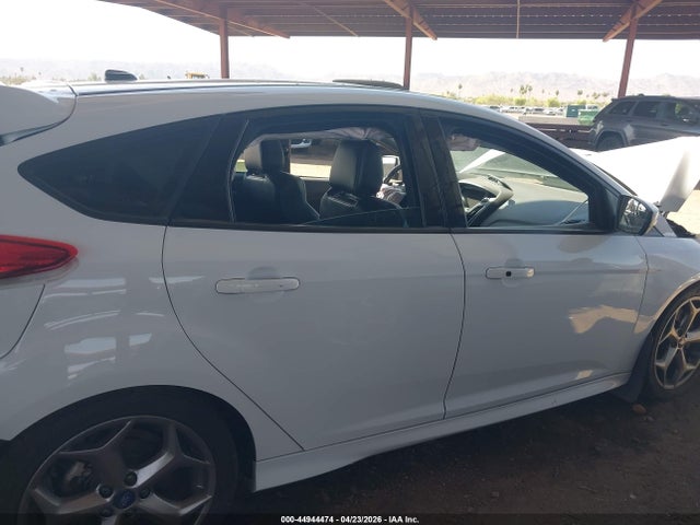 1FADP3L96JL282899 Ford FOCUS ST