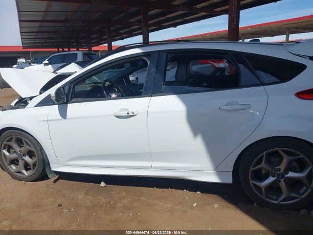 1FADP3L96JL282899 Ford FOCUS ST