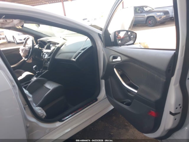 1FADP3L96JL282899 Ford FOCUS ST