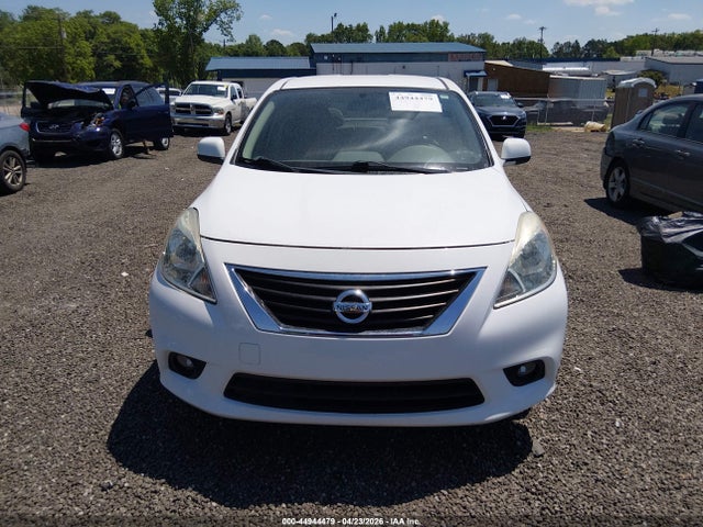 2014 Nissan Versa 1.6 Sl მანქანა იყიდება აუქციონზე, vin: 3N1CN7AP1EL866970, აუქციონის ნომერი: 44944479