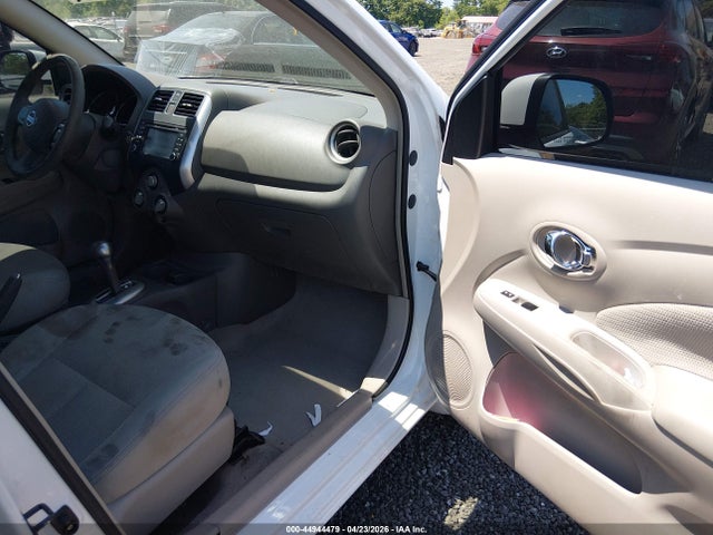 2014 Nissan Versa 1.6 Sl მანქანა იყიდება აუქციონზე, vin: 3N1CN7AP1EL866970, აუქციონის ნომერი: 44944479