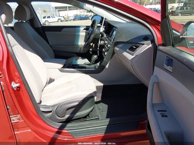 Hyundai SONATA SE 2019 5NPE24AF6KH751779 Image 5