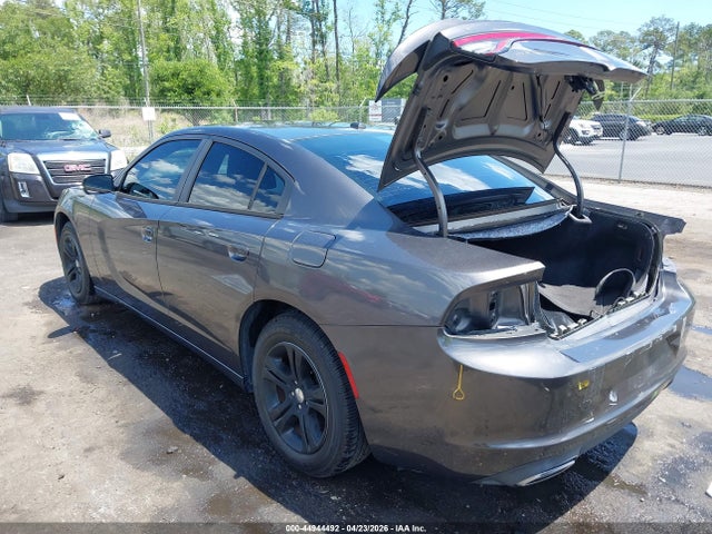 44944492 :رقم المزاد ، 2C3CDXBGXFH812189 vin ، 2015 Dodge Charger Se مزاد بيع
