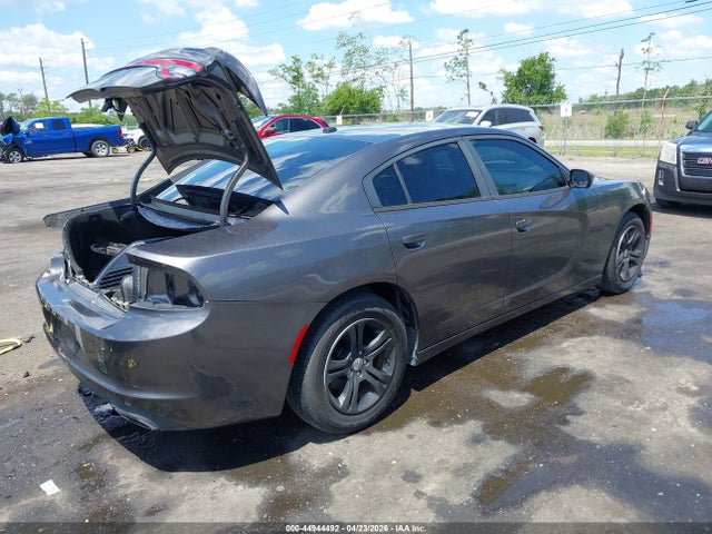 44944492 :رقم المزاد ، 2C3CDXBGXFH812189 vin ، 2015 Dodge Charger Se مزاد بيع