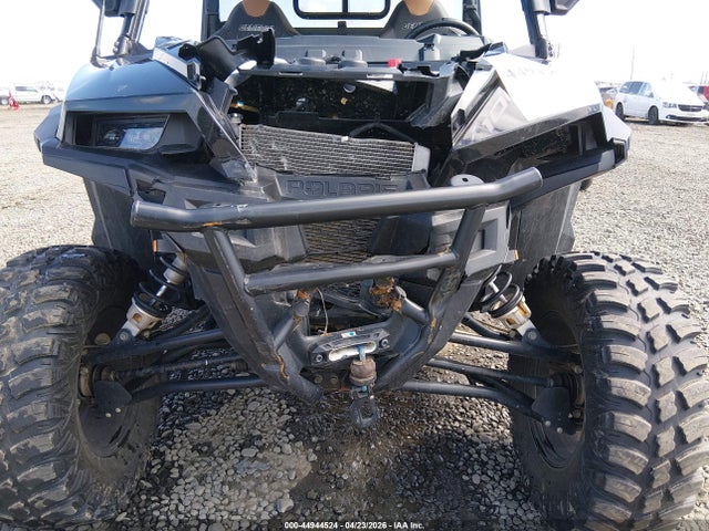 3NSGXK996PM455030 Polaris Gemeral Xp 1000 Ultimate