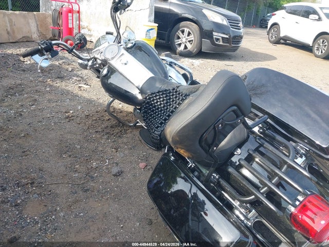 Harley-Davidson FLHR 2022 1HD1FBC16NB617903 Image 3