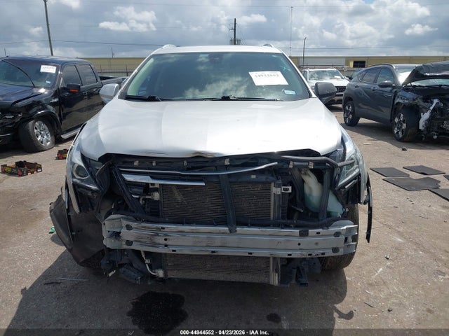 44944552 :رقم المزاد ، 1GYKNCRS5JZ147826 vin ، 2018 Cadillac Xt5 Luxury مزاد بيع