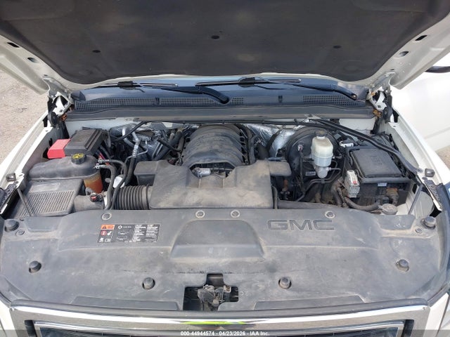 44944574 :رقم المزاد ، 1GKS2BKC8FR125746 vin ، 2015 Gmc Yukon Slt مزاد بيع