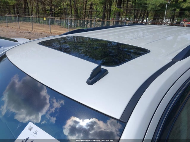 44944574 :رقم المزاد ، 1GKS2BKC8FR125746 vin ، 2015 Gmc Yukon Slt مزاد بيع