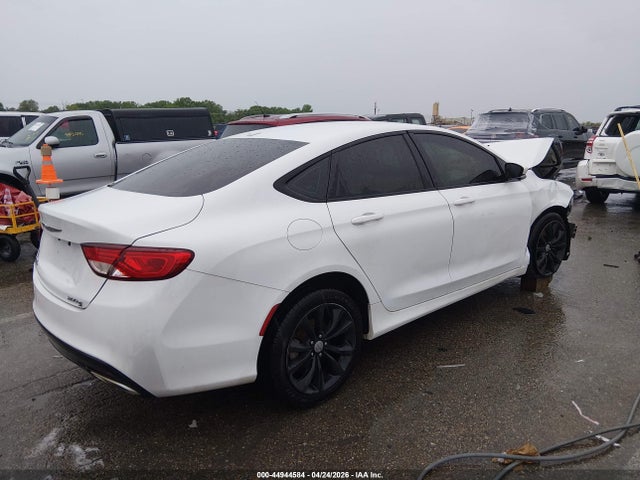 2015 Chrysler 200 S მანქანა იყიდება აუქციონზე, vin: 1C3CCCBG6FN522230, აუქციონის ნომერი: 44944584