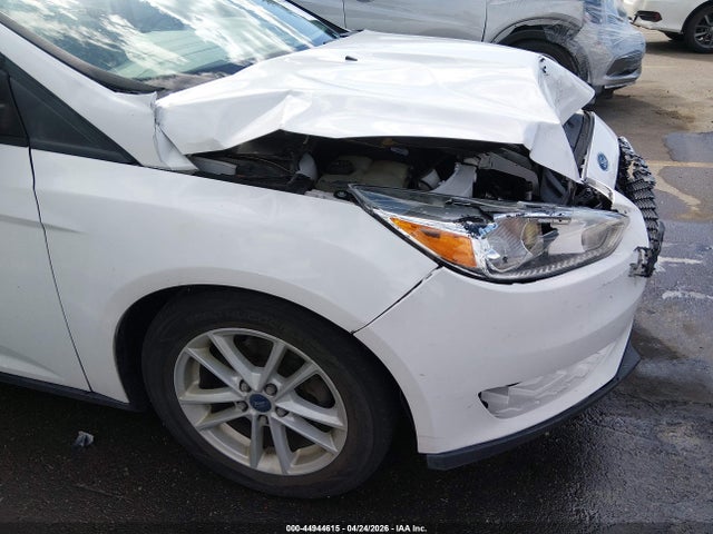Ford FOCUS SE 2017 1FADP3K25HL333100 Image 6