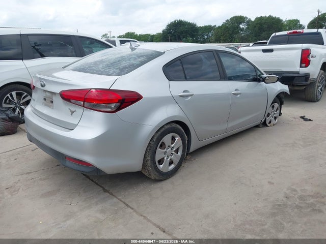 2017 Kia Forte Lx მანქანა იყიდება აუქციონზე, vin: 3KPFK4A71HE141203, აუქციონის ნომერი: 44944647