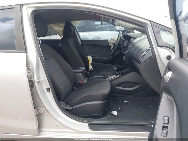 2017 Kia Forte Lx მანქანა იყიდება აუქციონზე, vin: 3KPFK4A71HE141203, აუქციონის ნომერი: 44944647