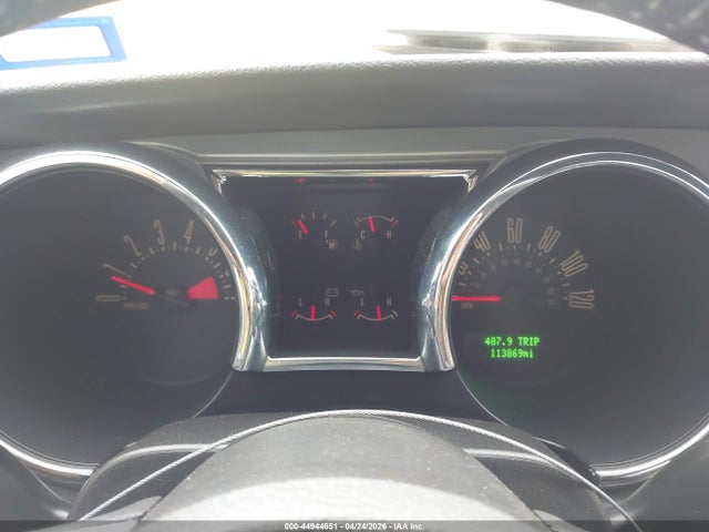 2005 Ford Mustang მანქანა იყიდება აუქციონზე, vin: 1ZVHT84NX55175880, აუქციონის ნომერი: 44944651