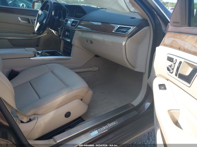 2014 Mercedes-benz E 250 Bluetec მანქანა იყიდება აუქციონზე, vin: WDDHF0EB9EA996661, აუქციონის ნომერი: 44944666
