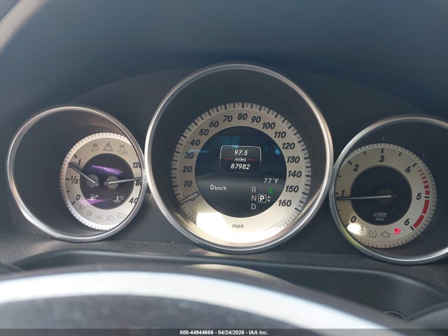 2014 Mercedes-benz E 250 Bluetec მანქანა იყიდება აუქციონზე, vin: WDDHF0EB9EA996661, აუქციონის ნომერი: 44944666
