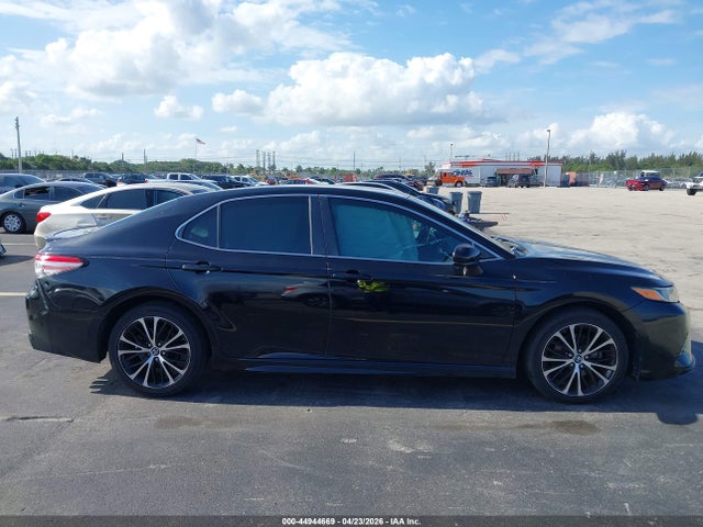 Aukcja sprzedaży 2018 Toyota Camry Se, vin: 4T1B11HK0JU067320, numer aukcji: 44944669