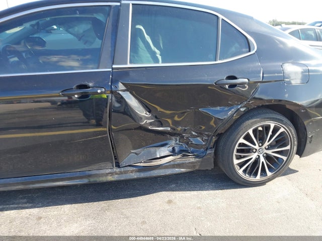 Aukcja sprzedaży 2018 Toyota Camry Se, vin: 4T1B11HK0JU067320, numer aukcji: 44944669