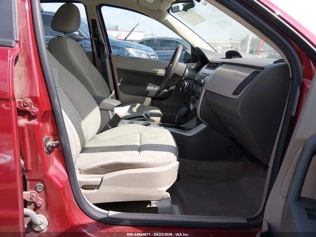2011 Ford Focus Se მანქანა იყიდება აუქციონზე, vin: 1FAHP3FNXBW197185, აუქციონის ნომერი: 44944671