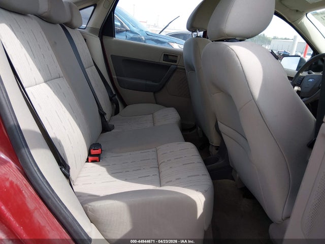 2011 Ford Focus Se მანქანა იყიდება აუქციონზე, vin: 1FAHP3FNXBW197185, აუქციონის ნომერი: 44944671