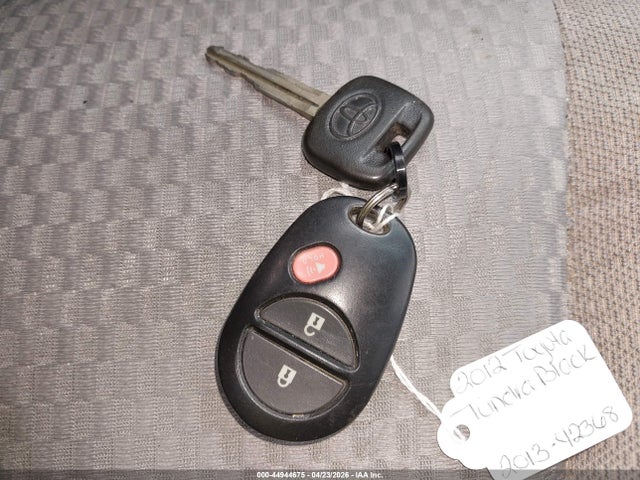 Продажа на аукционе авто 2012 Toyota Tacoma Prerunner, vin: 5TFJX4GN6CX012013, номер лота: 44944675