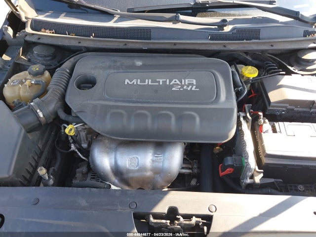 Chrysler 200 Limited 2016 1C3CCCAB2GN164390 Image 10