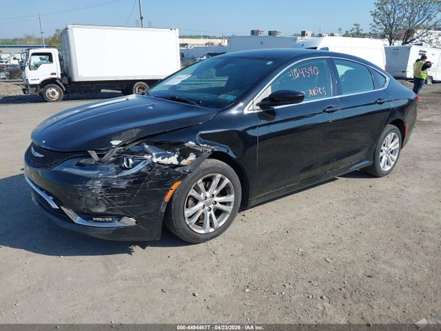 Chrysler 200 Limited 2016 1C3CCCAB2GN164390 Image 2