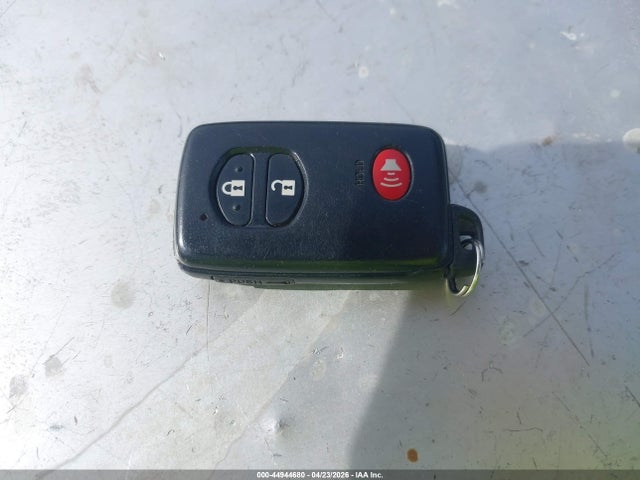 Toyota Prius Two 2014 JTDKN3DUXE1752296 Image 11