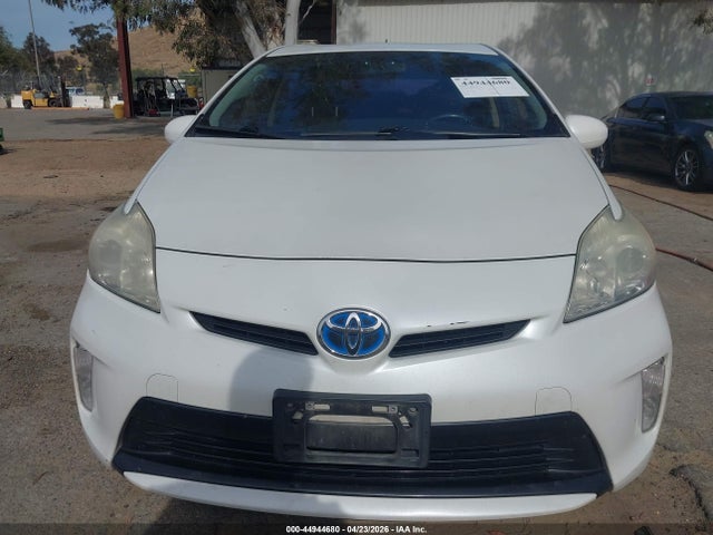 Toyota Prius Two 2014 JTDKN3DUXE1752296 Image 6