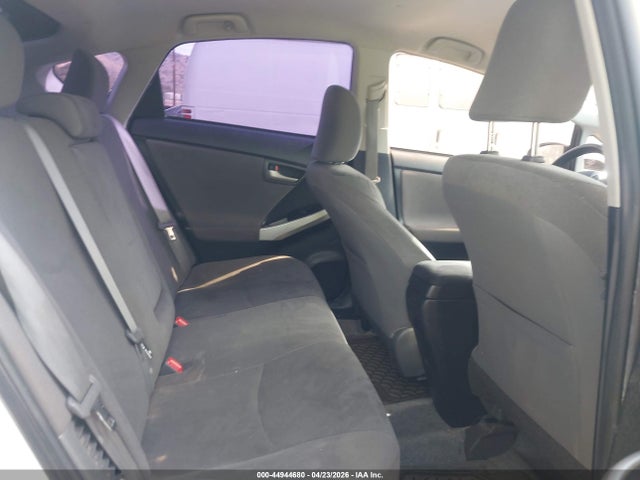 Toyota Prius Two 2014 JTDKN3DUXE1752296 Image 8