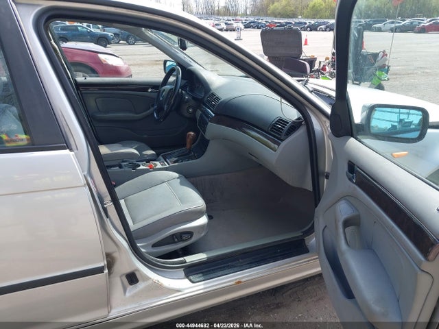 Продажа на аукционе авто 2002 Bmw 325i, vin: WBAEV334X2KL66656, номер лота: 44944682