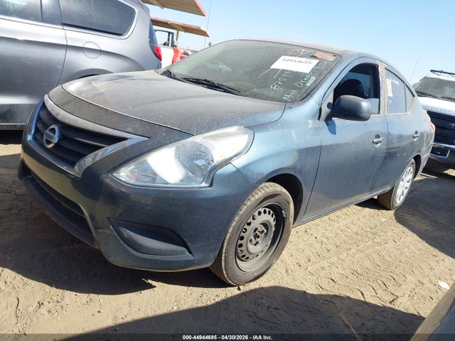 2015 Nissan Versa 1.6 S+ მანქანა იყიდება აუქციონზე, vin: 3N1CN7AP6FL875990, აუქციონის ნომერი: 44944695