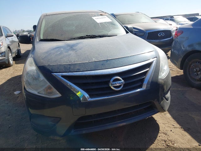 2015 Nissan Versa 1.6 S+ მანქანა იყიდება აუქციონზე, vin: 3N1CN7AP6FL875990, აუქციონის ნომერი: 44944695