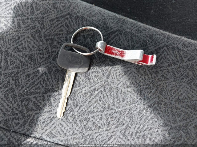 Продажа на аукционе авто 2000 Toyota Camry Solara Se, vin: 2T1CG22P7YC356381, номер лота: 44944702