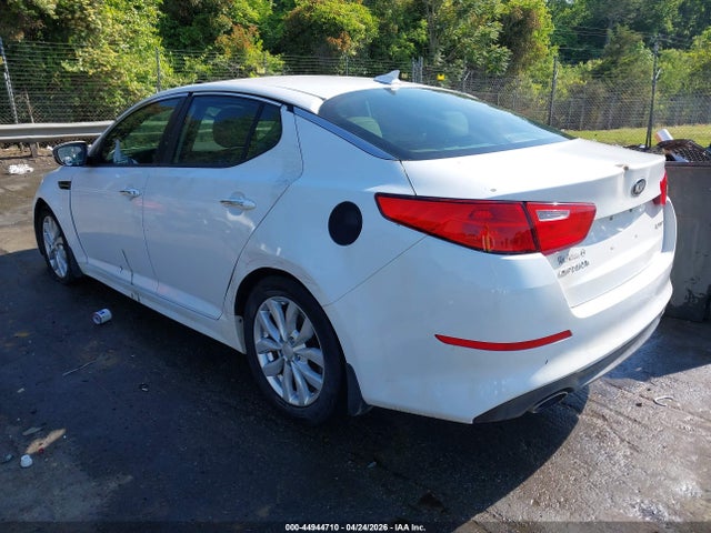 2015 Kia Optima Ex მანქანა იყიდება აუქციონზე, vin: 5XXGN4A74FG390823, აუქციონის ნომერი: 44944710